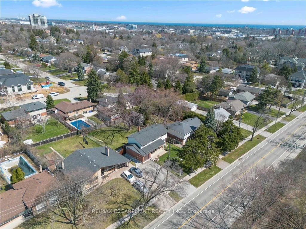 Photo 43 of 1193 Sixth Line, Oakville, College Park — HOMEH