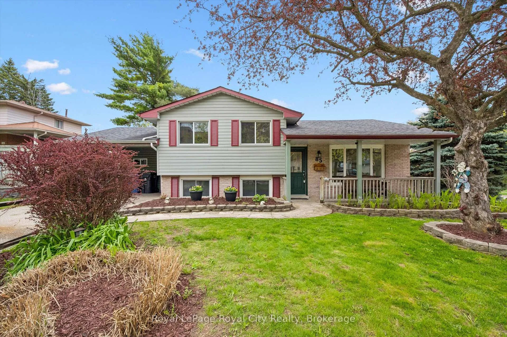 Front of 85 Sleeman Avenue