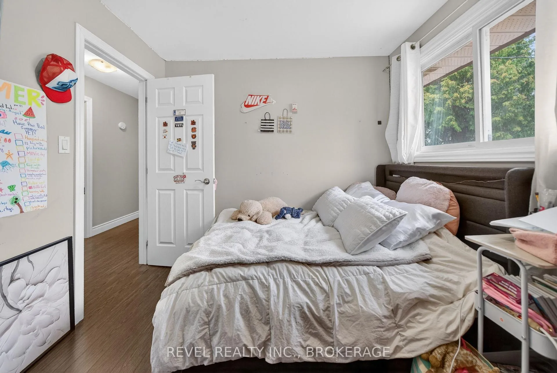 Photo 19 of 694 High Gate Park Drive, Kingston, South of Taylor-Kidd Blvd — HOMEH