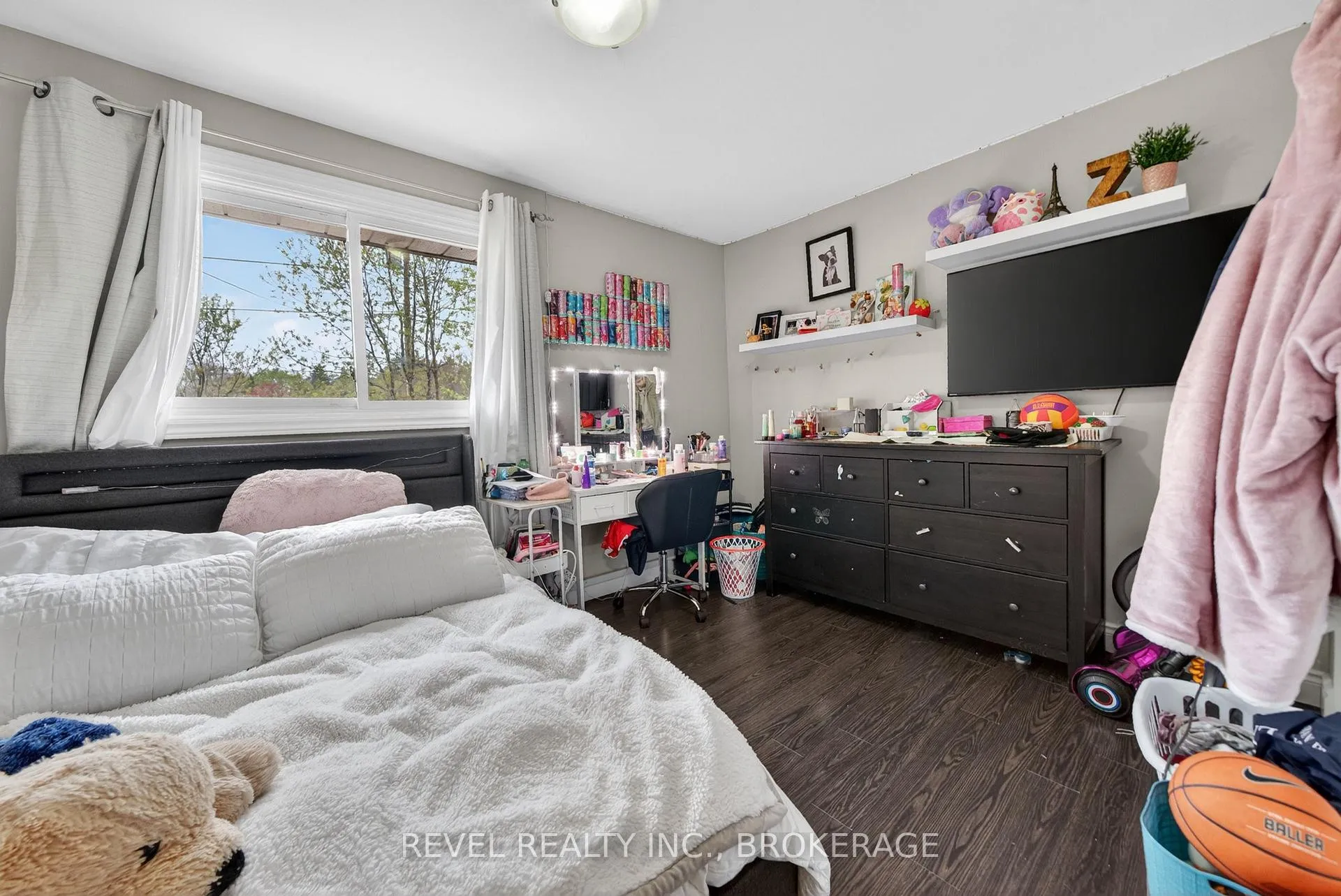 Photo 20 of 694 High Gate Park Drive, Kingston, South of Taylor-Kidd Blvd — HOMEH