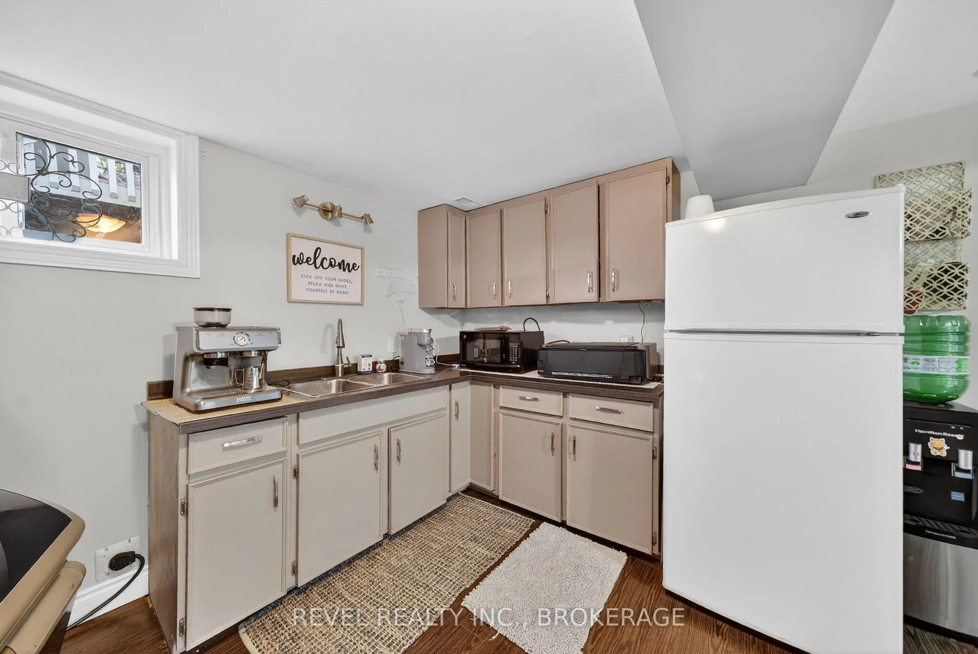 Photo 24 of 694 High Gate Park Drive, Kingston, South of Taylor-Kidd Blvd — HOMEH