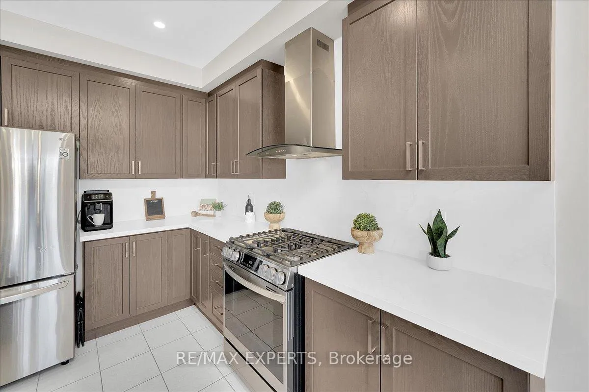 Photo 13 of 23 Stych Street, New Tecumseth, Tottenham — HOMEH