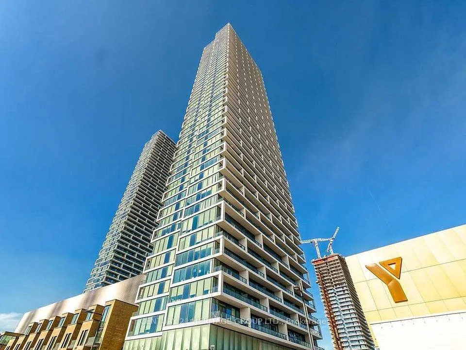 Front of Unit 6001, 5 Buttermill Avenue