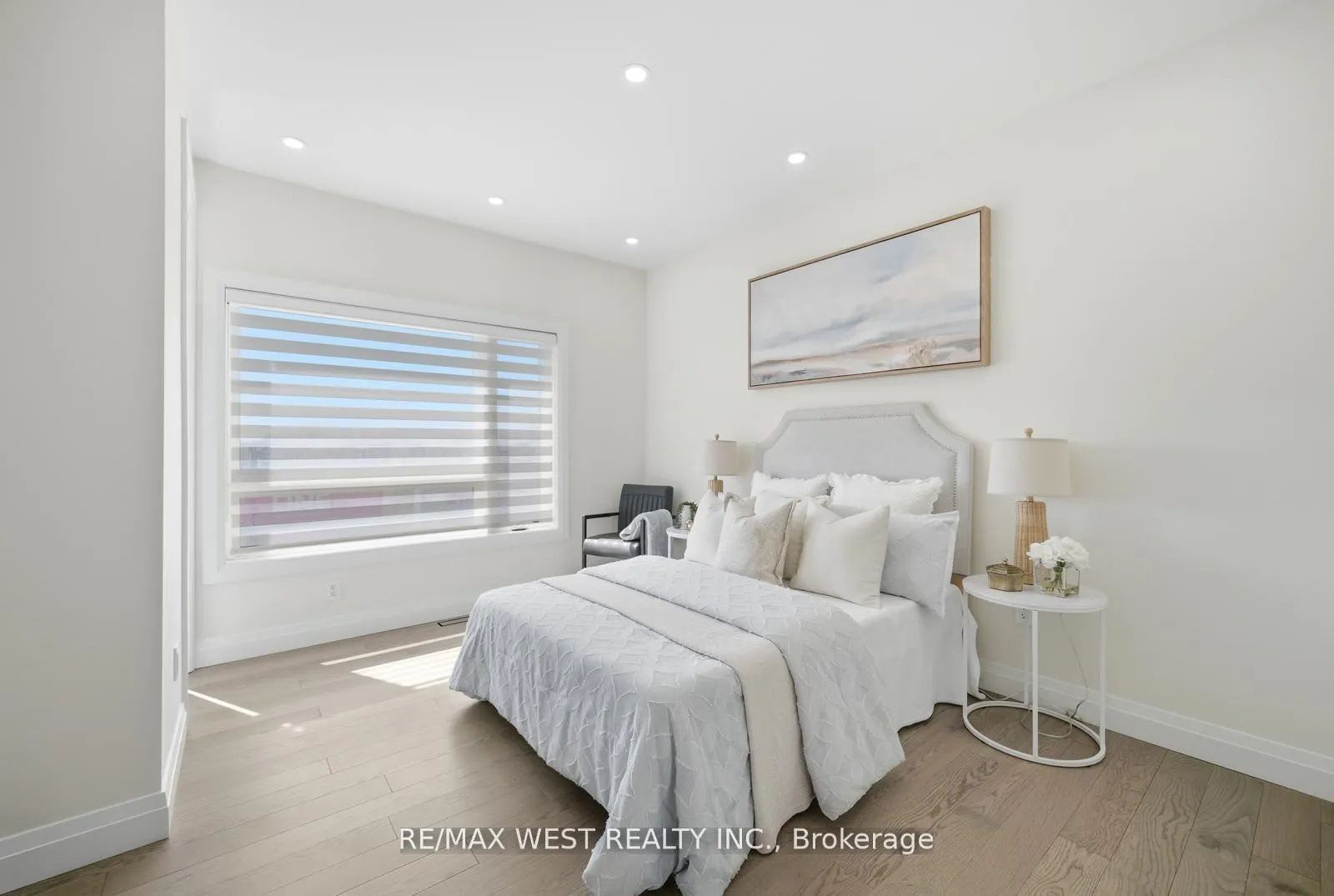 Photo 30 of 99 Coldwell Bay Circle, Vaughan, Kleinburg — HOMEH