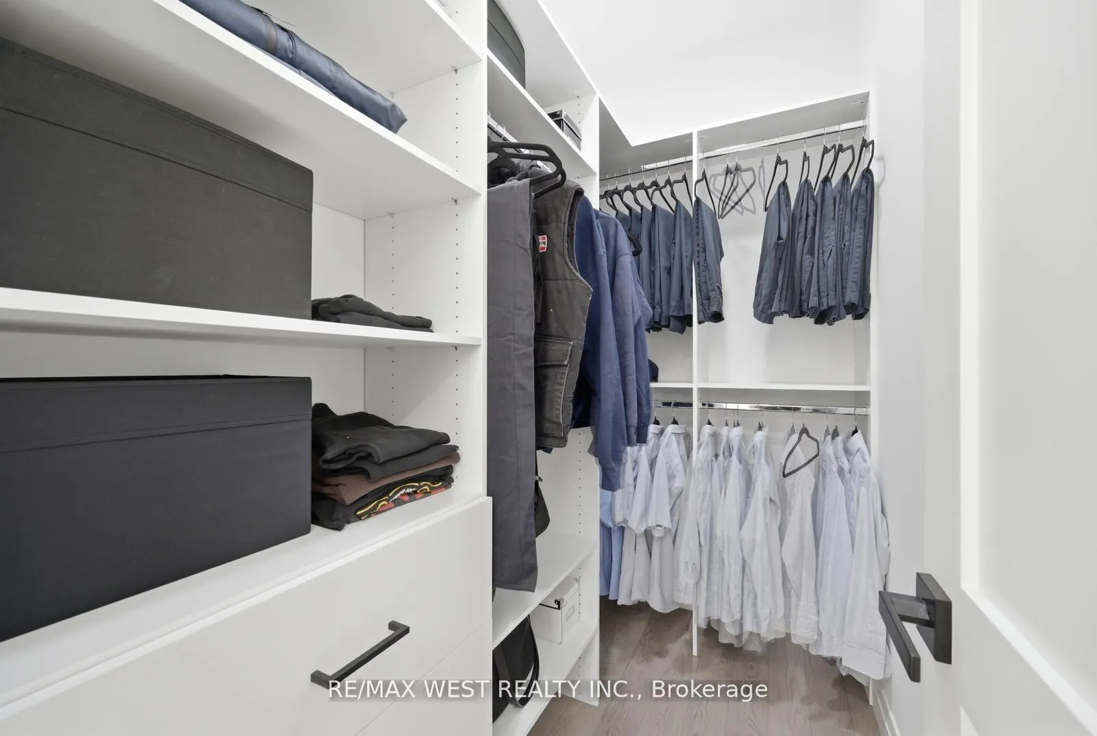 Photo 31 of 99 Coldwell Bay Circle, Vaughan, Kleinburg — HOMEH
