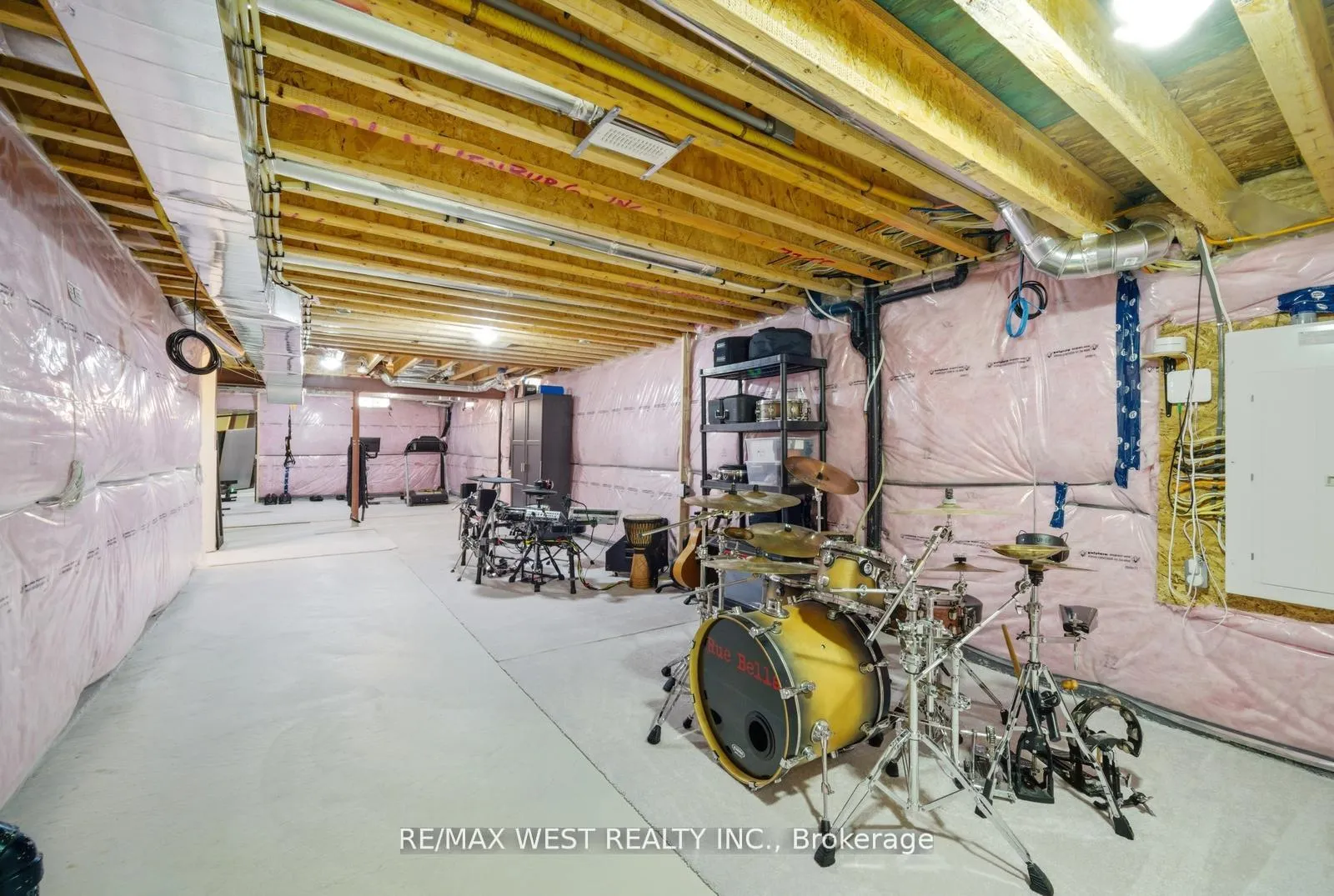 Photo 39 of 99 Coldwell Bay Circle, Vaughan, Kleinburg — HOMEH