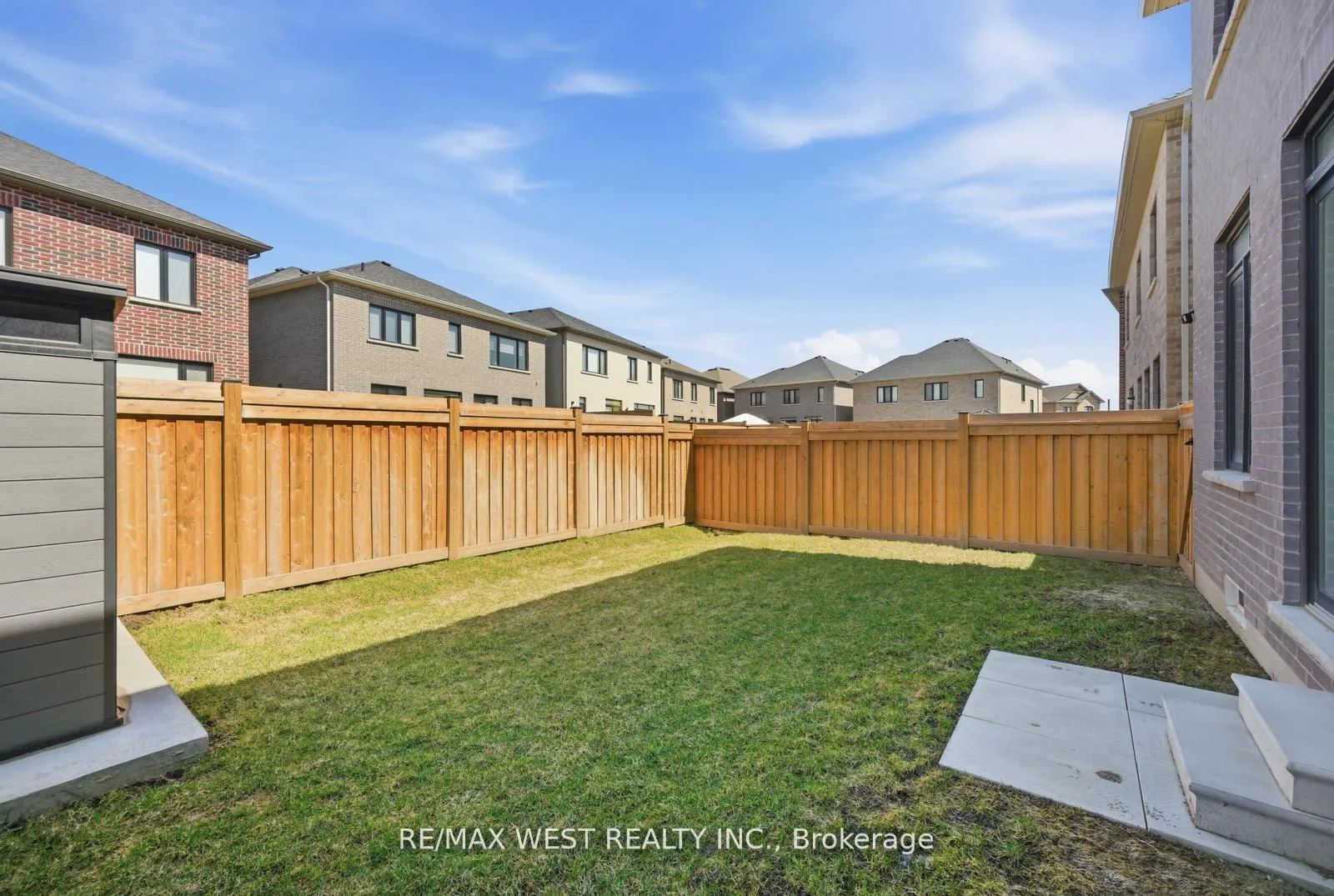 Photo 44 of 99 Coldwell Bay Circle, Vaughan, Kleinburg — HOMEH