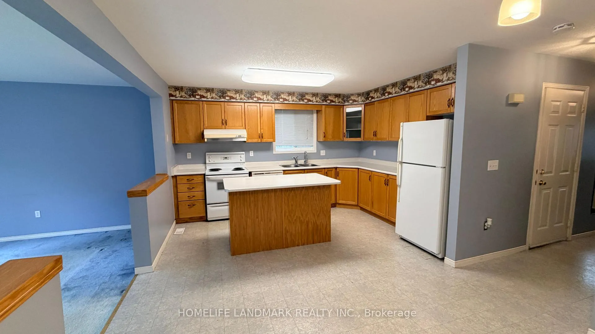 Photo 5 of 257 Pineland Place, Waterloo — HOMEH