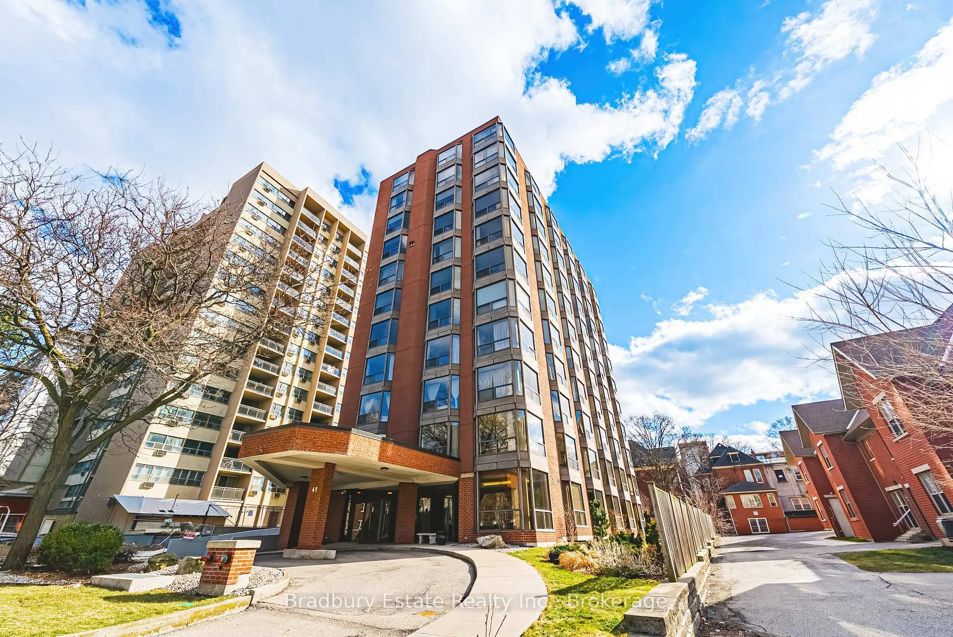 Photo 1 of Unit 200, 49 Robinson Street, Hamilton, Durand — HOMEH
