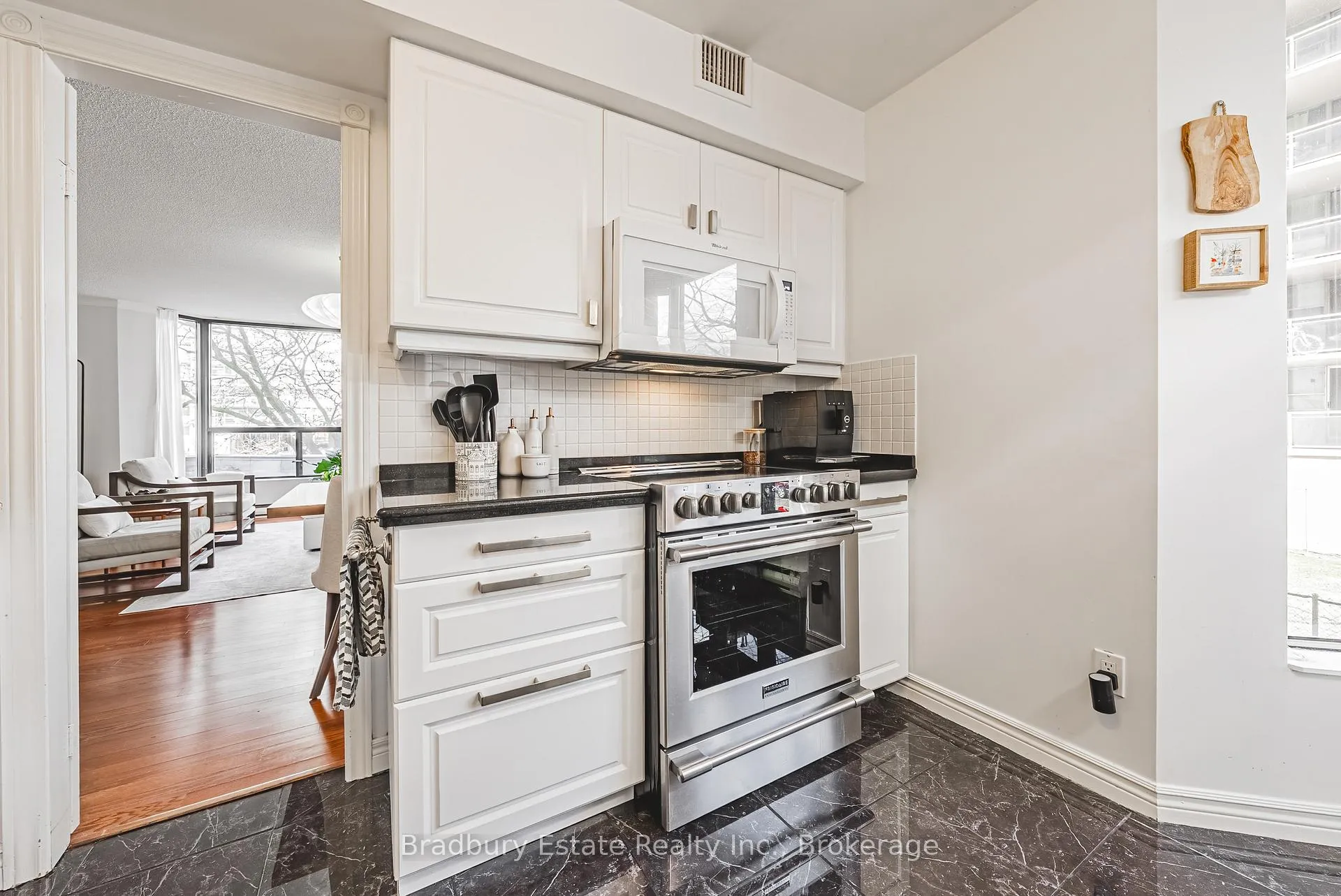 Photo 17 of Unit 200, 49 Robinson Street, Hamilton, Durand — HOMEH