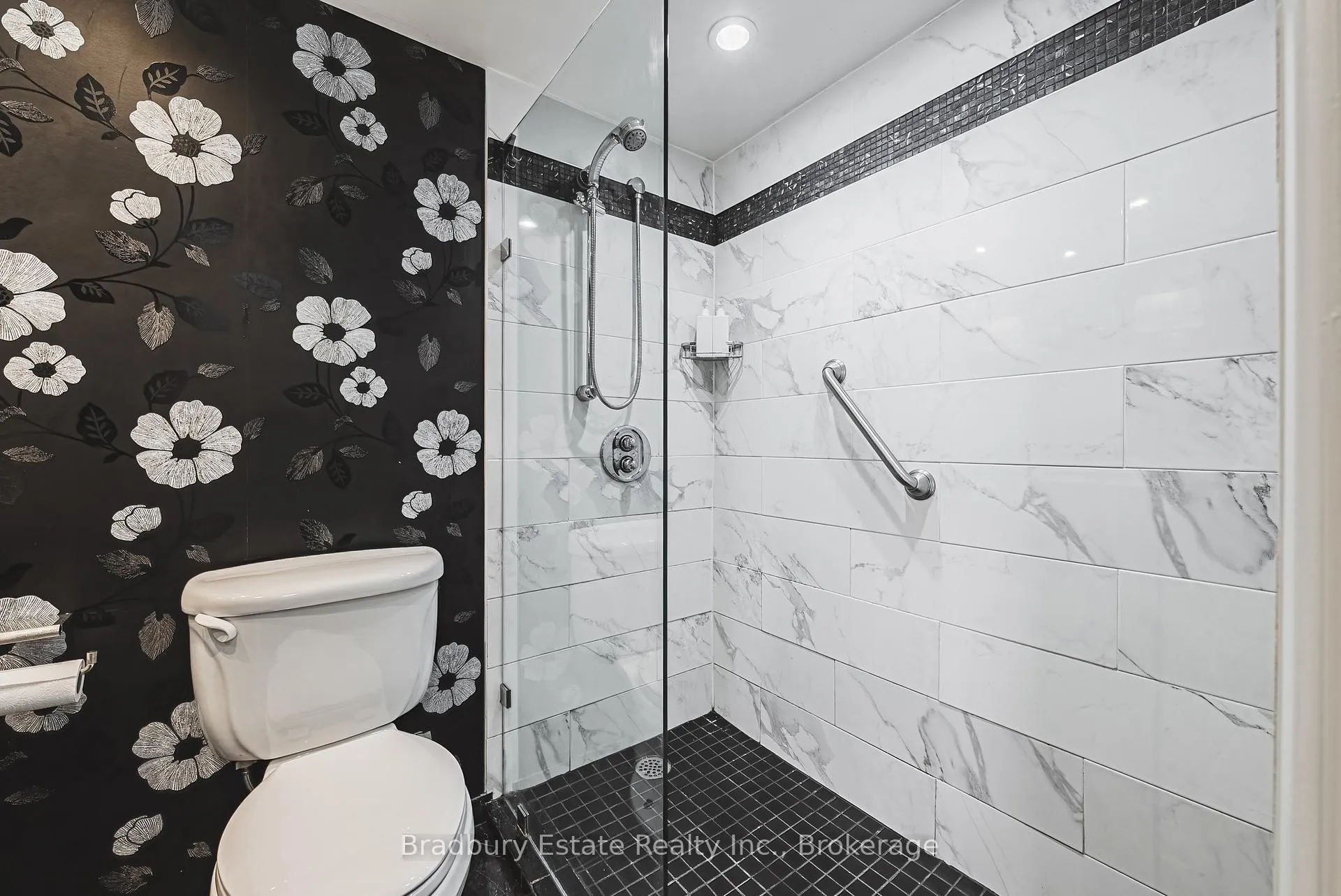Photo 31 of Unit 200, 49 Robinson Street, Hamilton, Durand — HOMEH