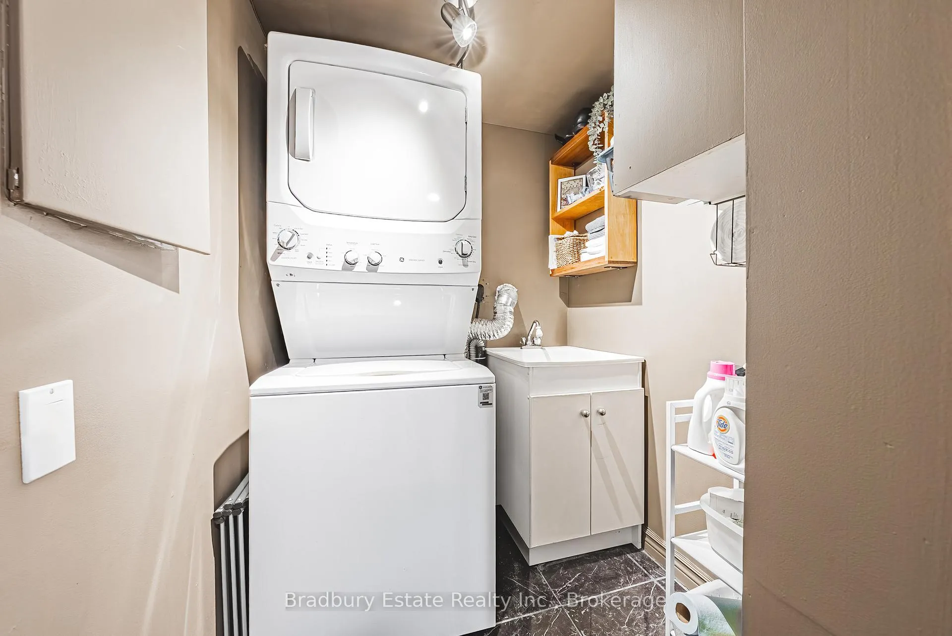 Photo 33 of Unit 200, 49 Robinson Street, Hamilton, Durand — HOMEH
