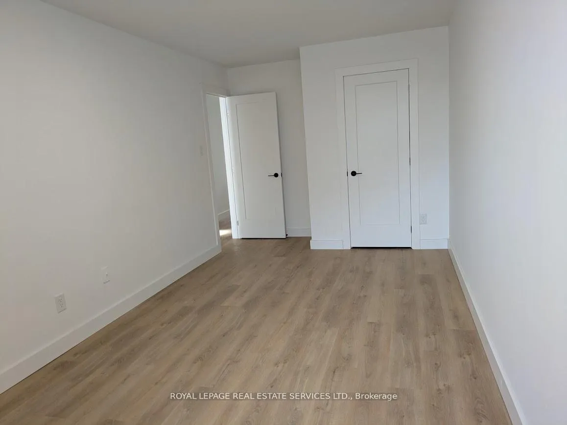 Photo 16 of Unit Upper, 272 Lakeshore Road E, Mississauga, Port Credit — HOMEH