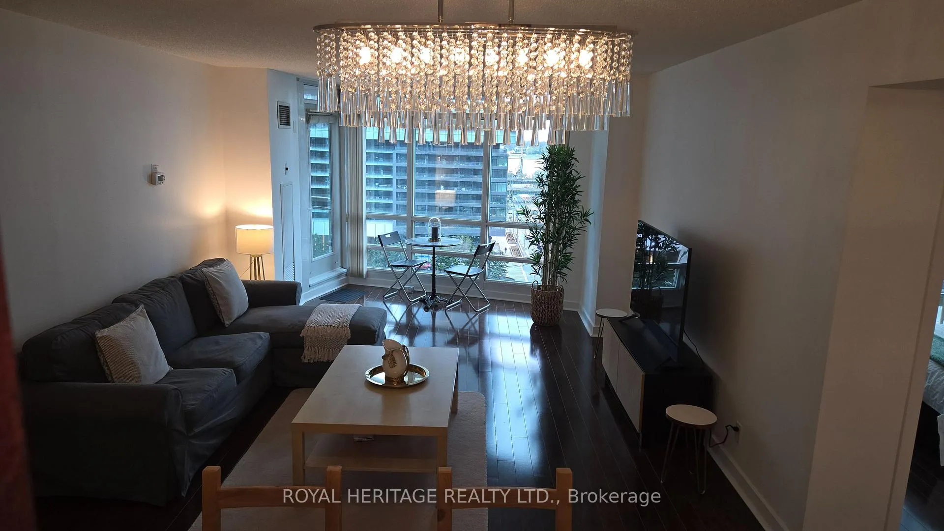 Photo 3 of Unit 1502, 397 Front Street, Toronto, Waterfront Communities — HOMEH