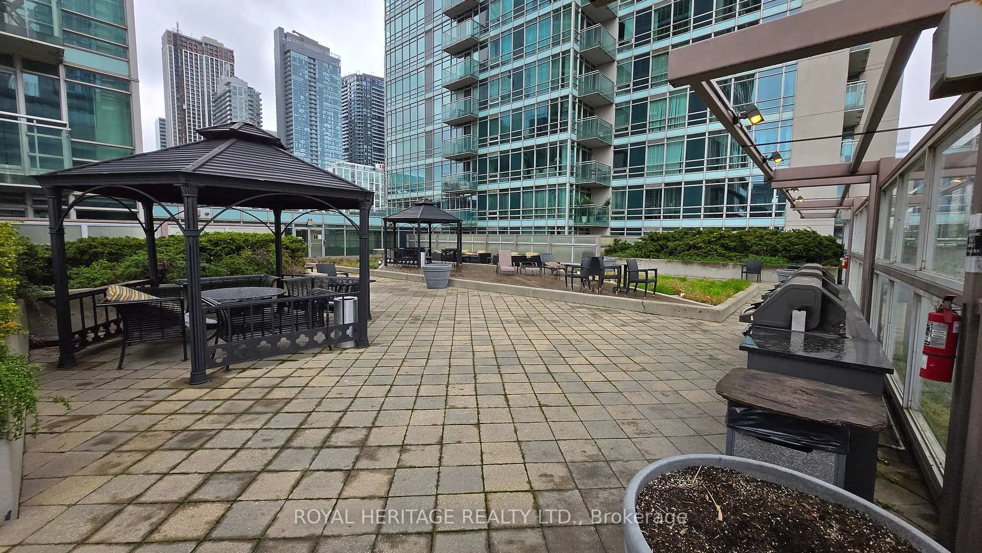 Photo 32 of Unit 1502, 397 Front Street, Toronto, Waterfront Communities — HOMEH