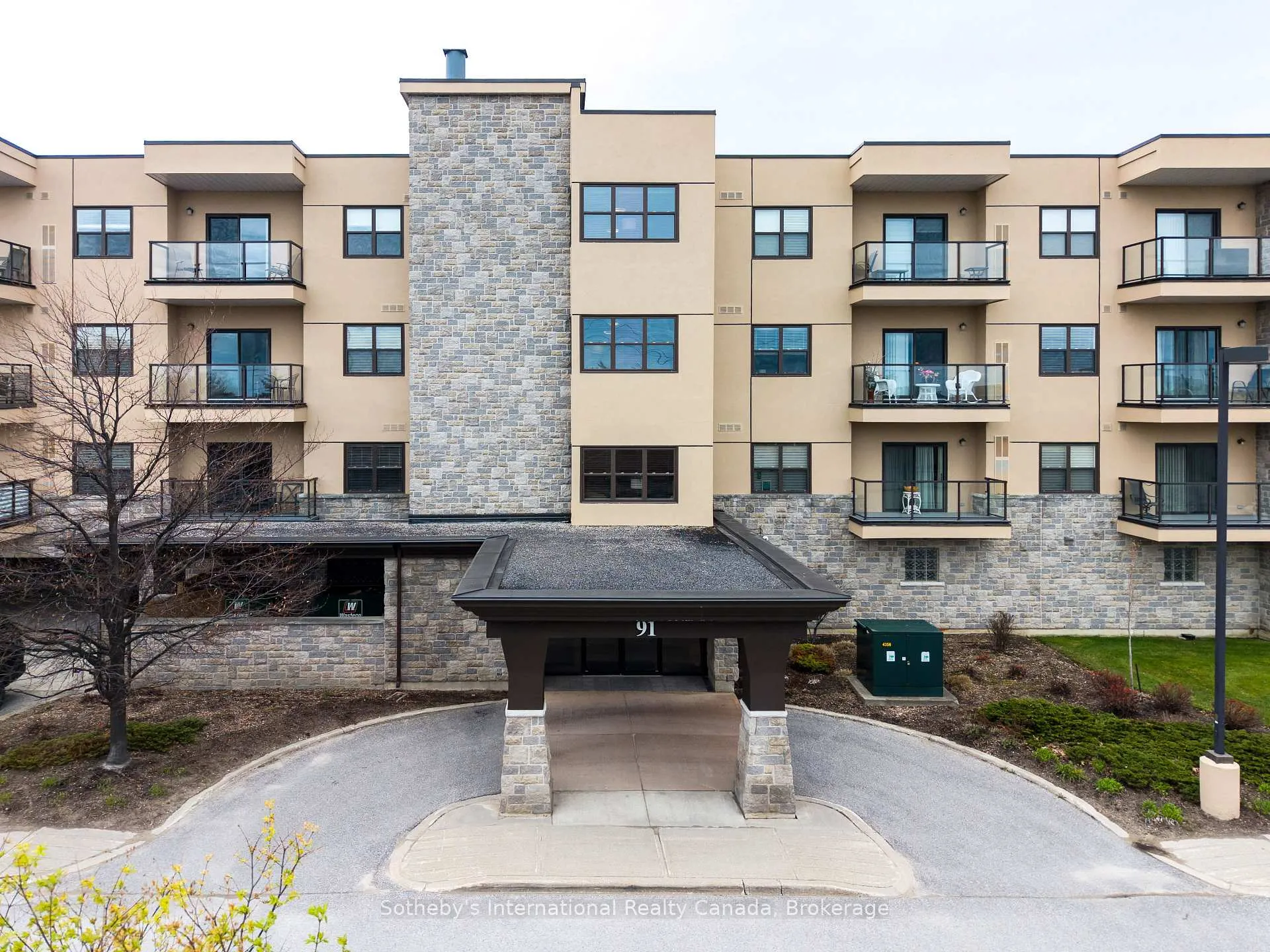 Front of Unit 314, 91 Raglan Street
