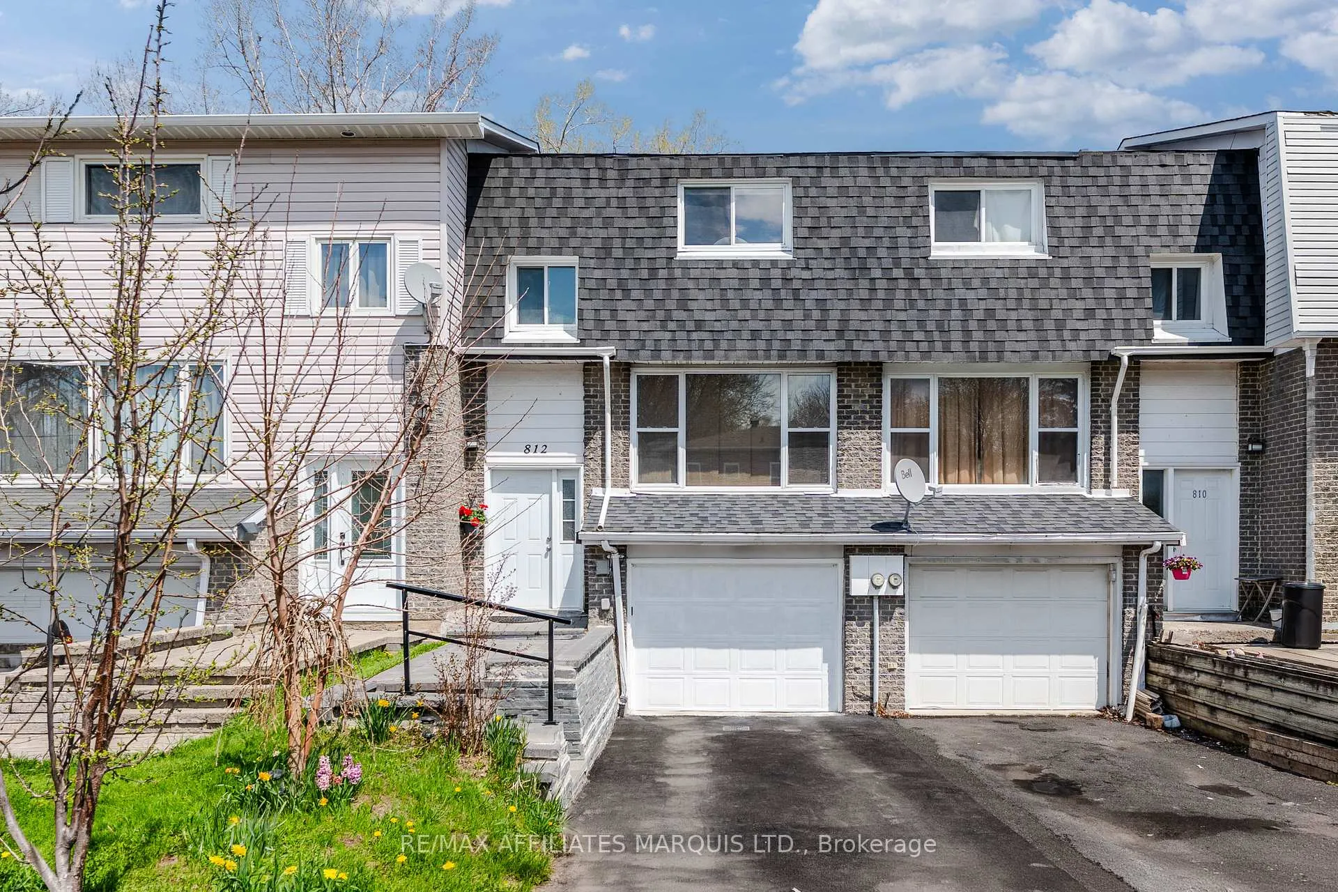 Photo 1 of 812 Glengarry Boulevard, Cornwall — HOMEH