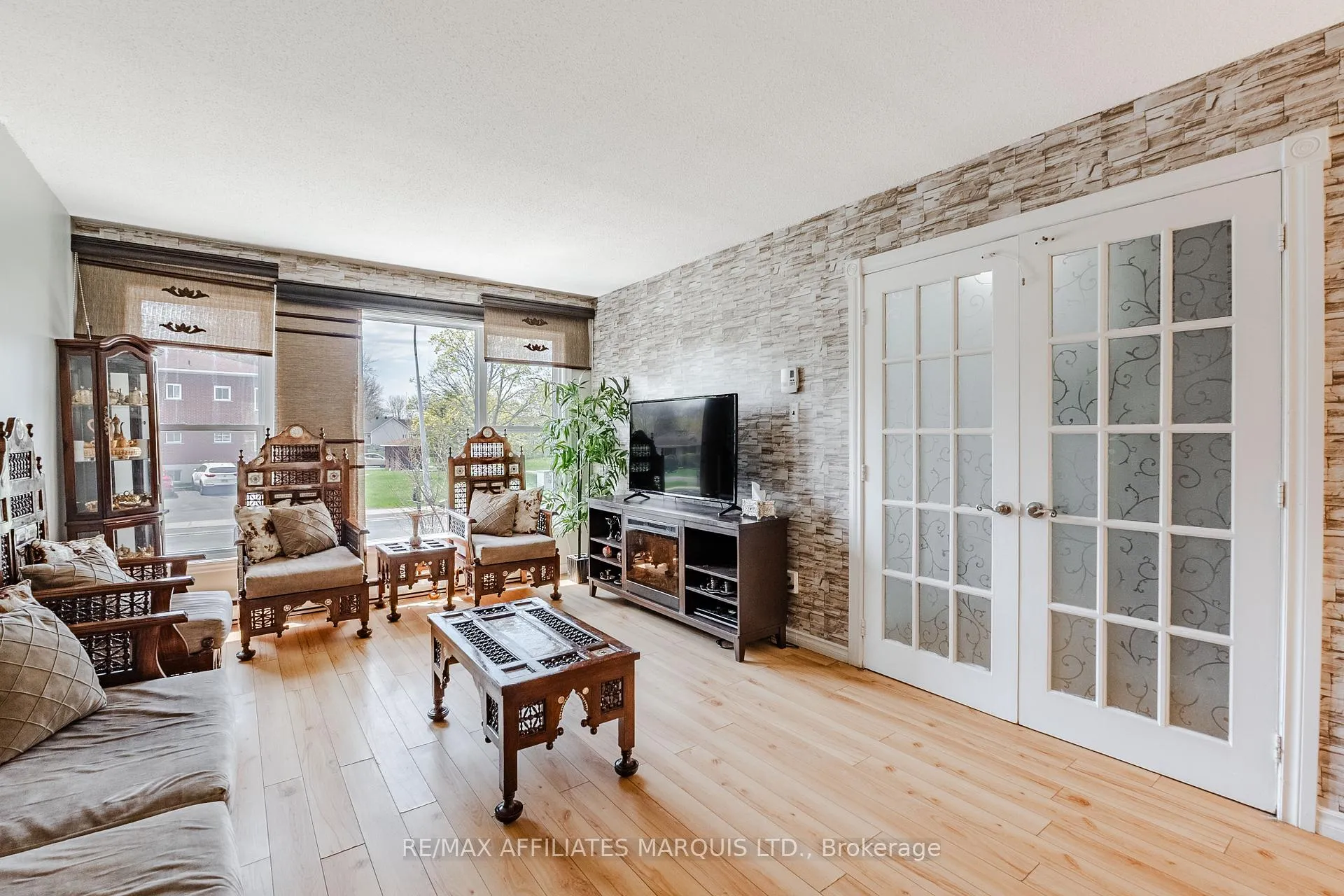 Photo 9 of 812 Glengarry Boulevard, Cornwall — HOMEH