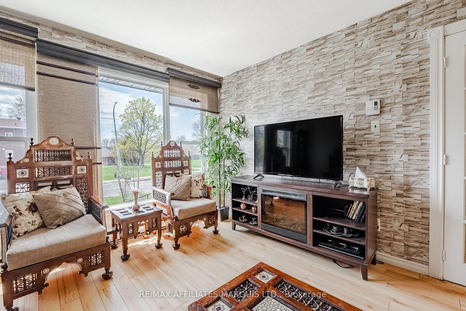 Photo 10 of 812 Glengarry Boulevard, Cornwall — HOMEH