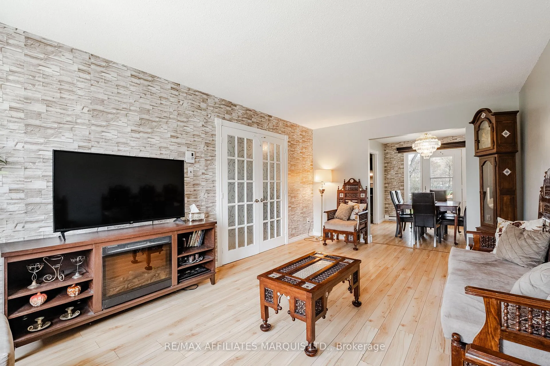 Photo 11 of 812 Glengarry Boulevard, Cornwall — HOMEH
