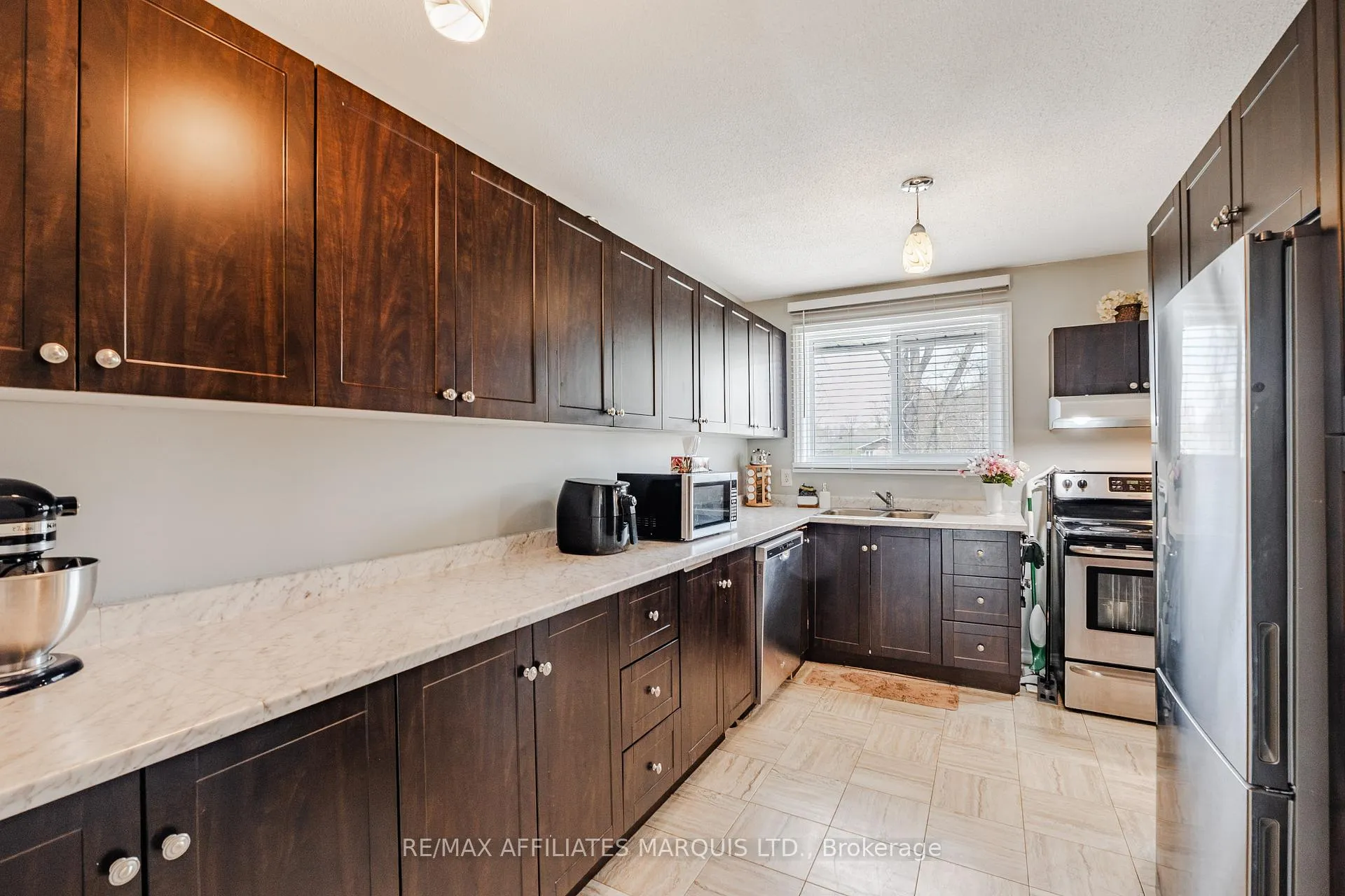 Photo 14 of 812 Glengarry Boulevard, Cornwall — HOMEH