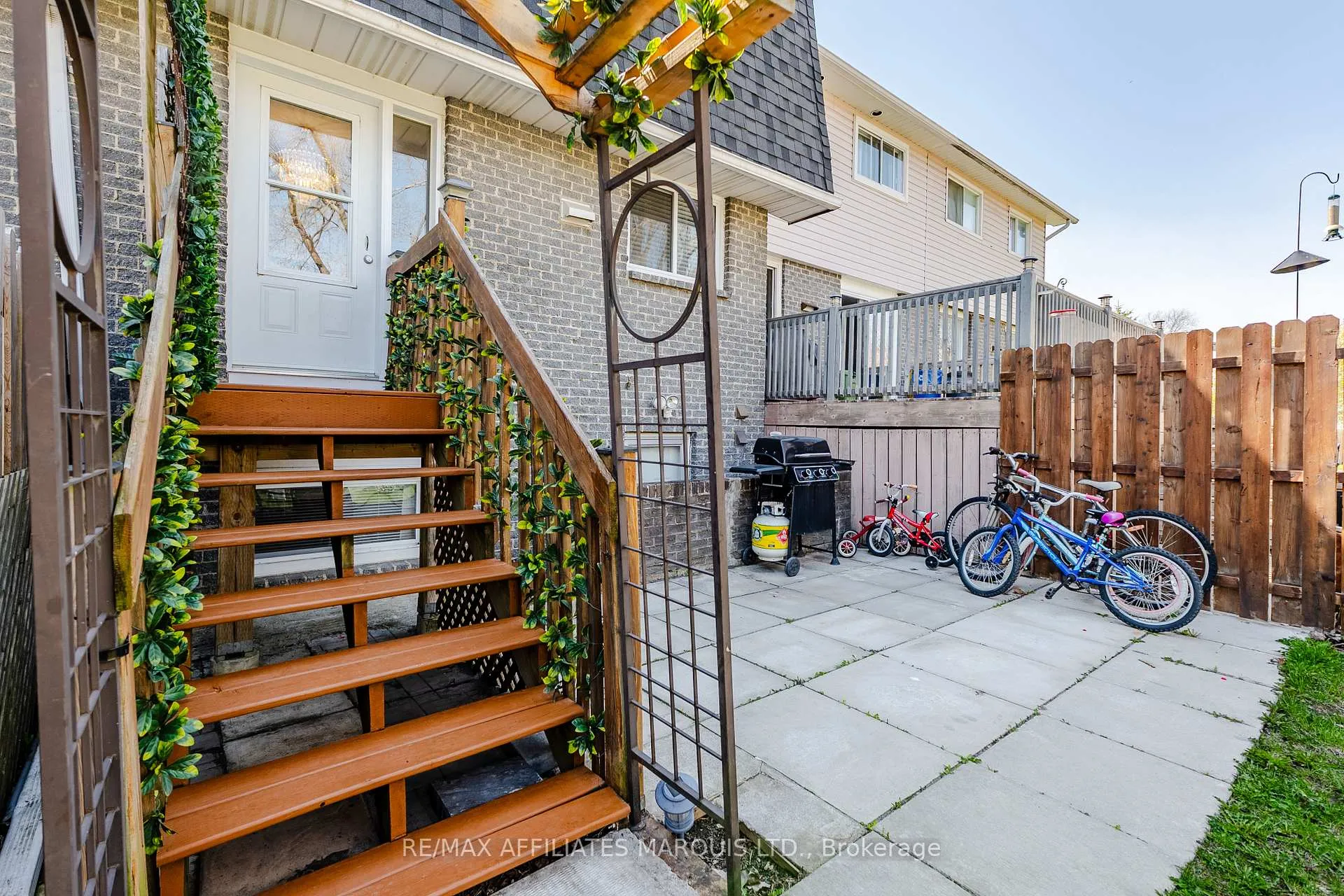 Photo 42 of 812 Glengarry Boulevard, Cornwall — HOMEH
