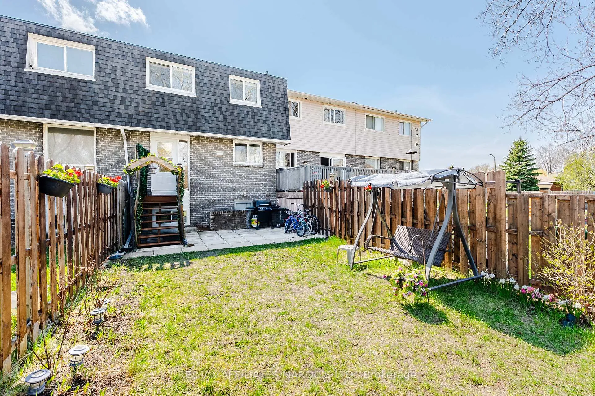 Photo 45 of 812 Glengarry Boulevard, Cornwall — HOMEH