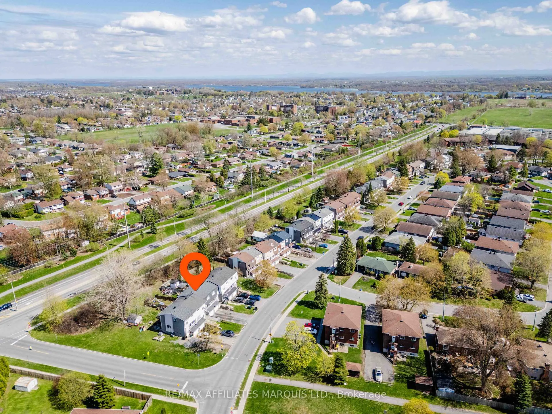 Photo 48 of 812 Glengarry Boulevard, Cornwall — HOMEH