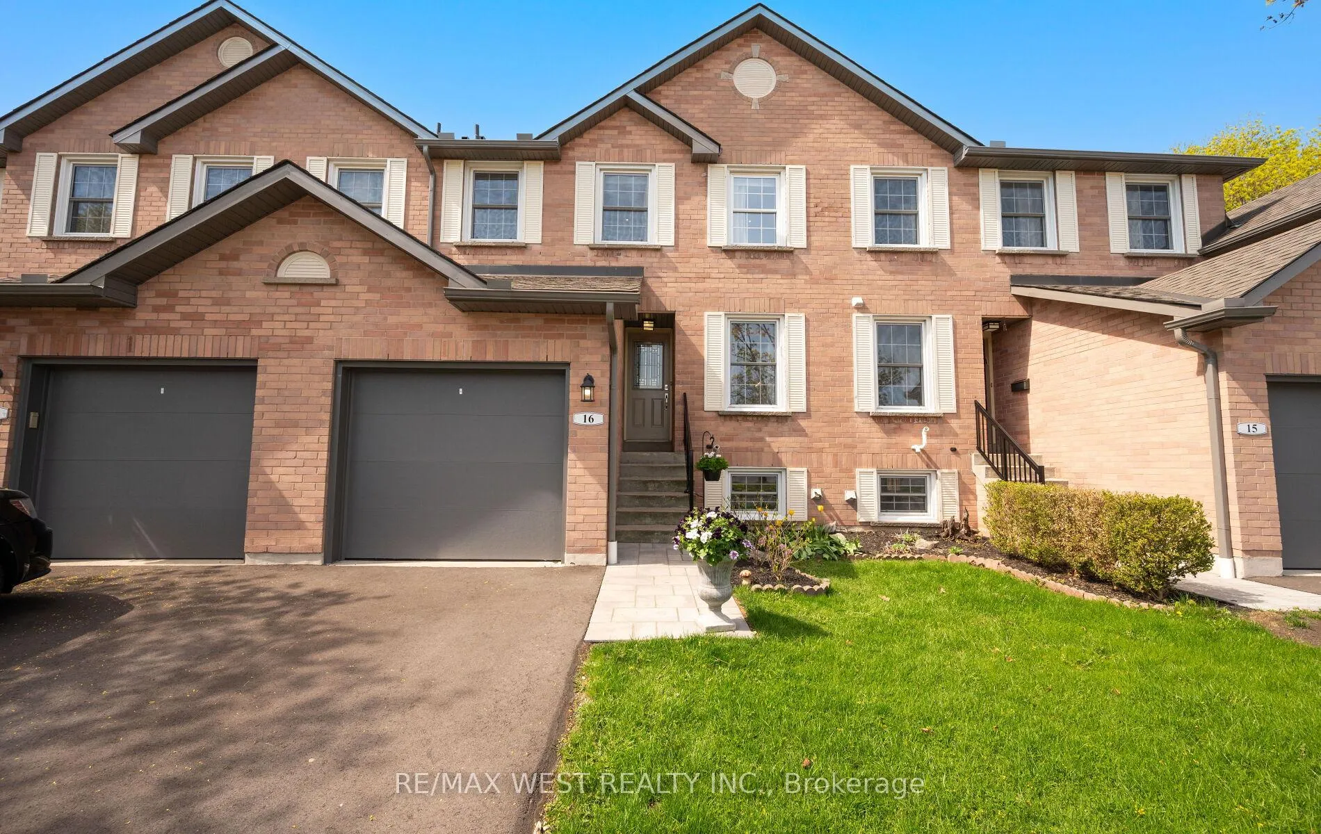 Photo 1 of Unit #16, 2935 Headon Forest Drive, Burlington, Headon — HOMEH