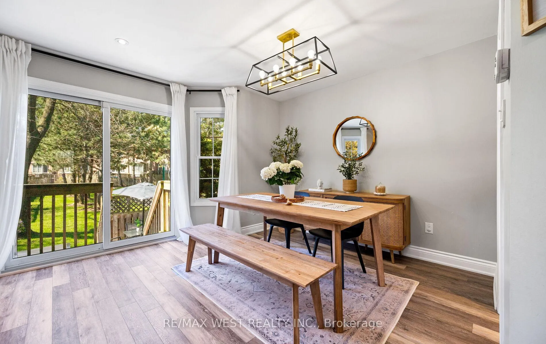 Photo 8 of Unit #16, 2935 Headon Forest Drive, Burlington, Headon — HOMEH