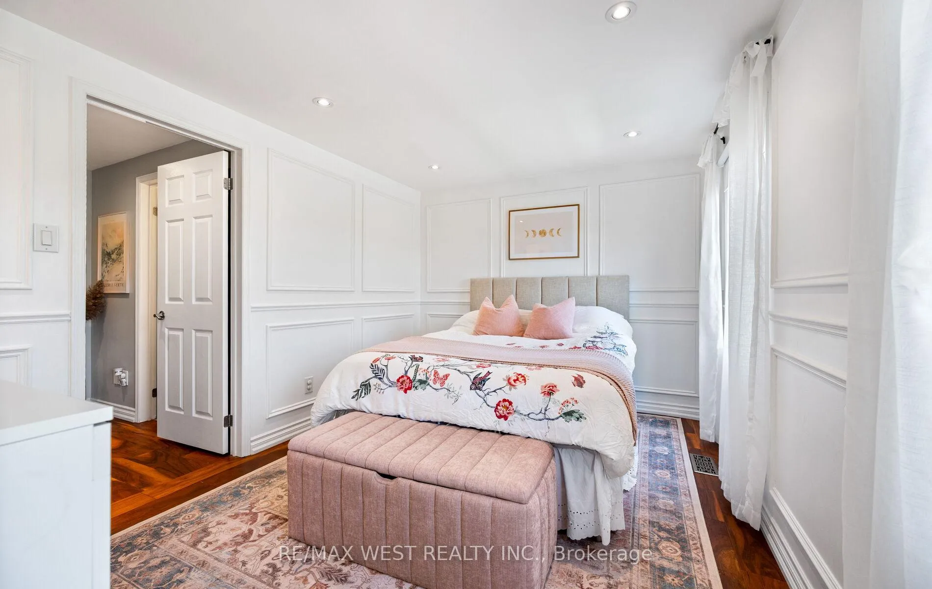 Photo 18 of Unit #16, 2935 Headon Forest Drive, Burlington, Headon — HOMEH