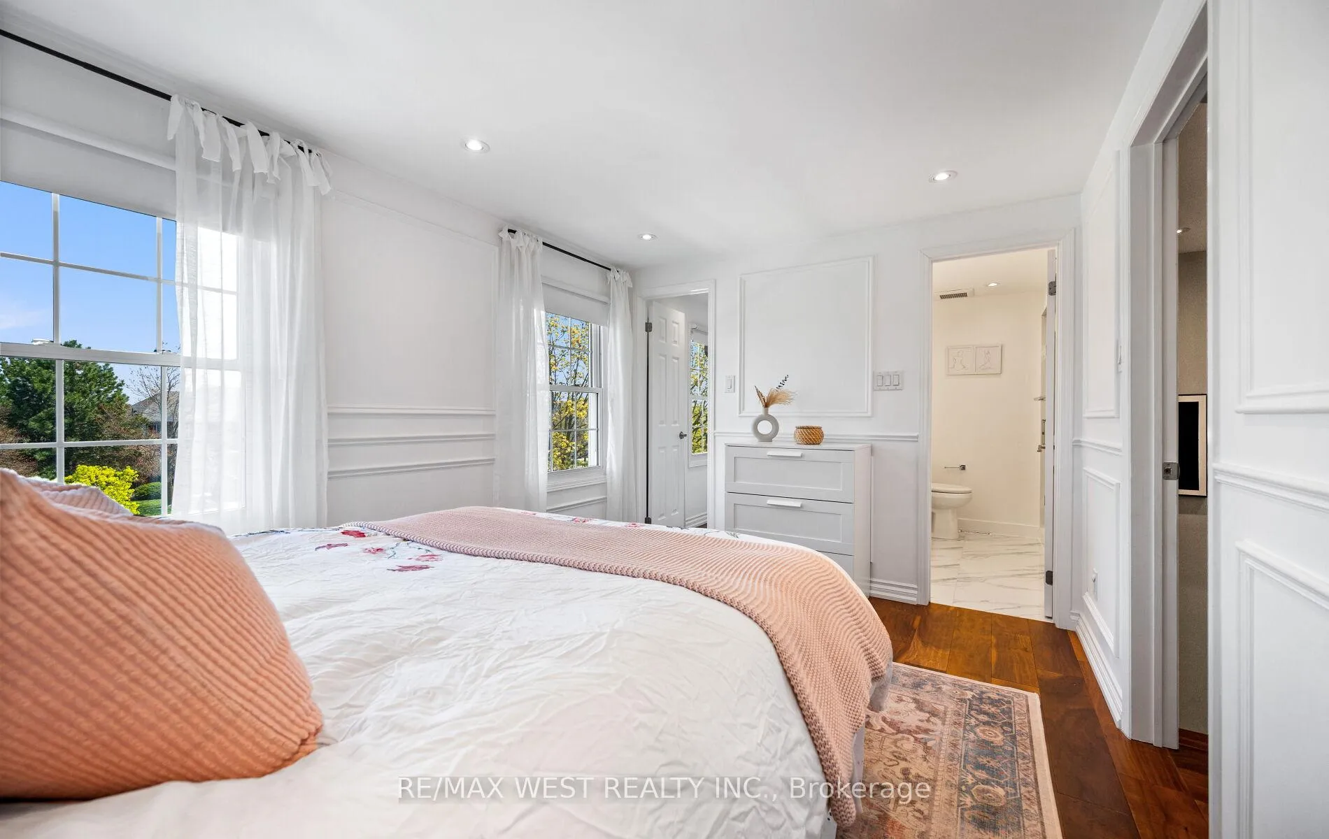 Photo 19 of Unit #16, 2935 Headon Forest Drive, Burlington, Headon — HOMEH