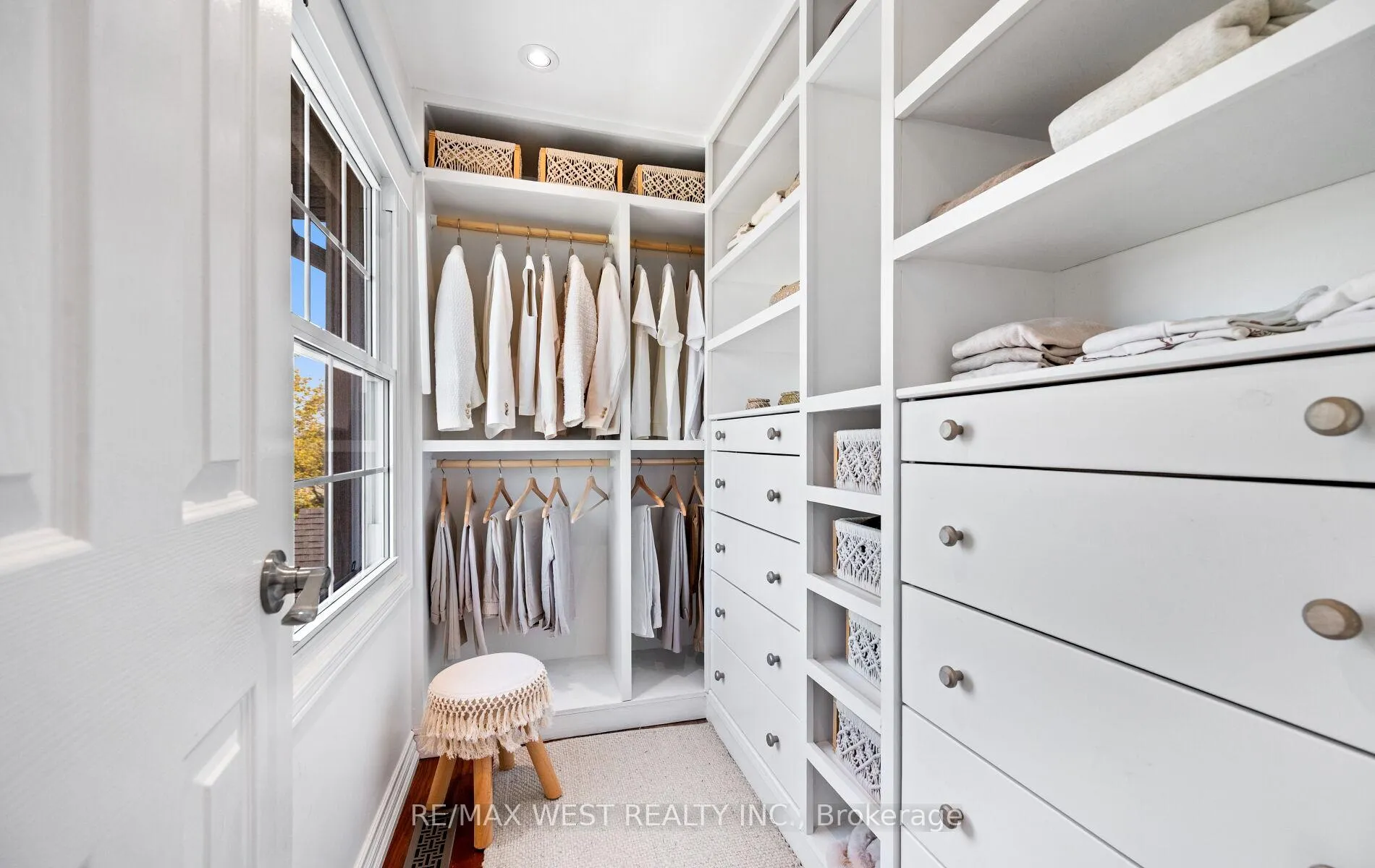 Photo 23 of Unit #16, 2935 Headon Forest Drive, Burlington, Headon — HOMEH