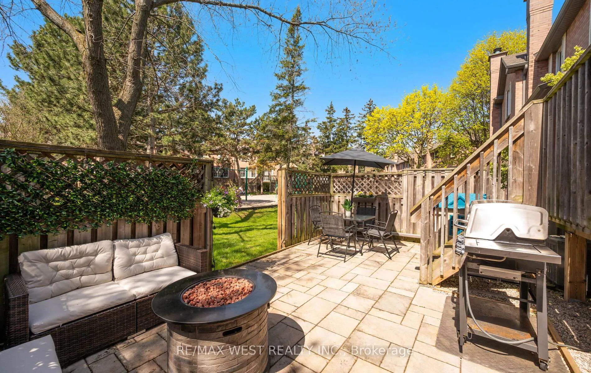 Photo 37 of Unit #16, 2935 Headon Forest Drive, Burlington, Headon — HOMEH