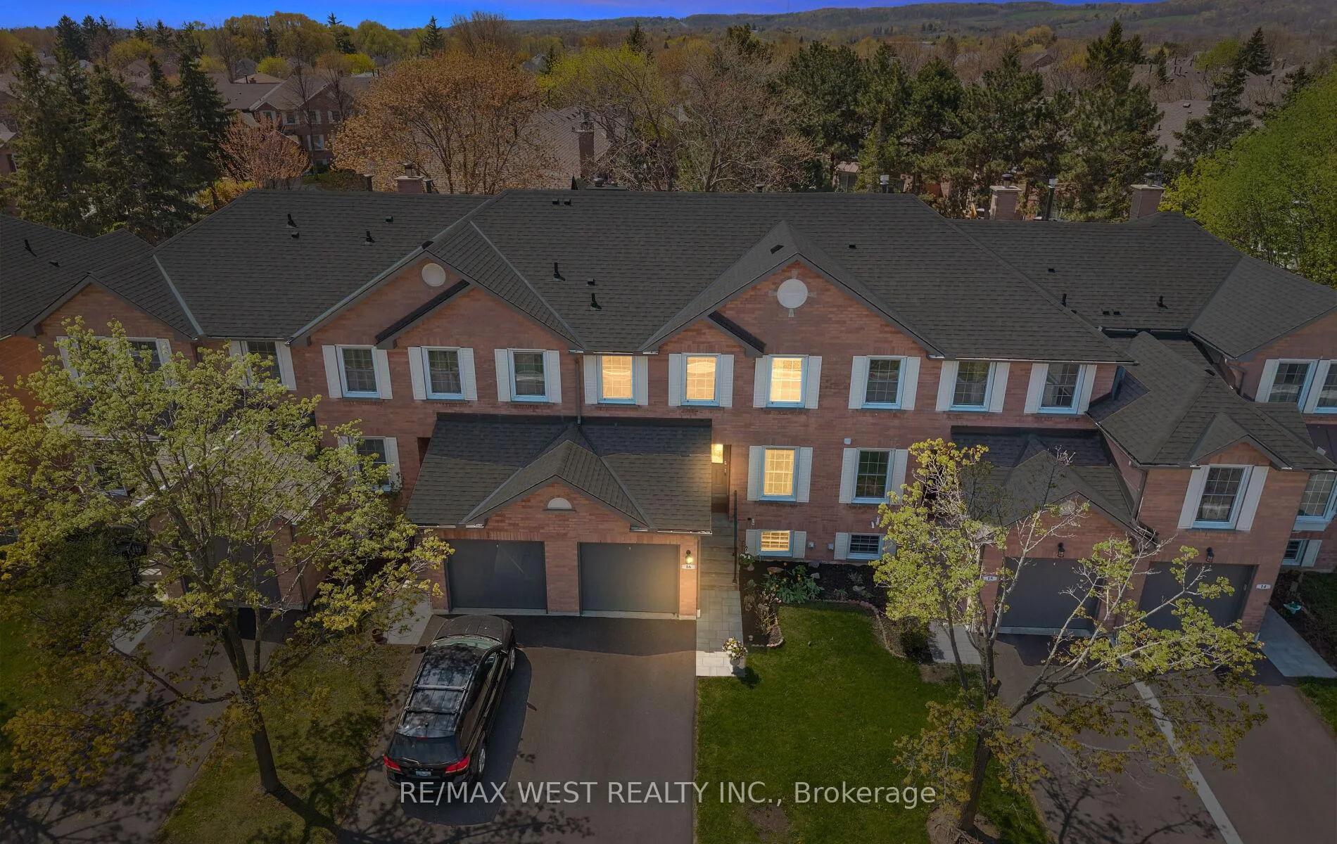 Photo 43 of Unit #16, 2935 Headon Forest Drive, Burlington, Headon — HOMEH