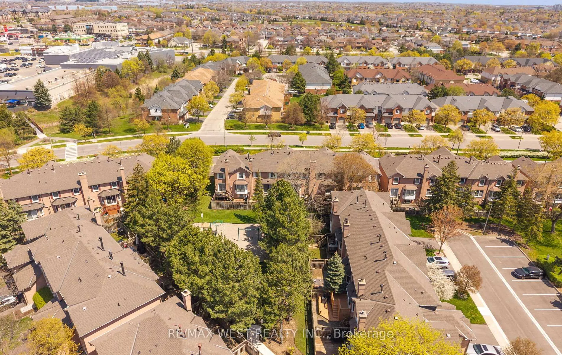 Photo 46 of Unit #16, 2935 Headon Forest Drive, Burlington, Headon — HOMEH