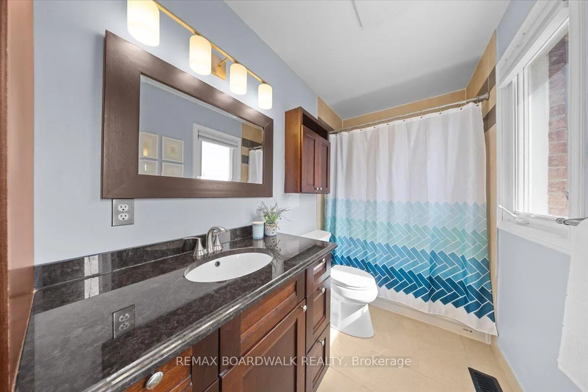 Photo 36 of 610 Falwyn Crescent, Ottawa, Fallingbrook/Ridgemount — HOMEH