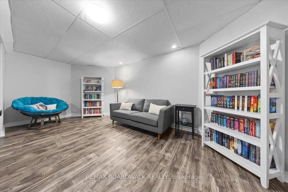 Photo 39 of 610 Falwyn Crescent, Ottawa, Fallingbrook/Ridgemount — HOMEH