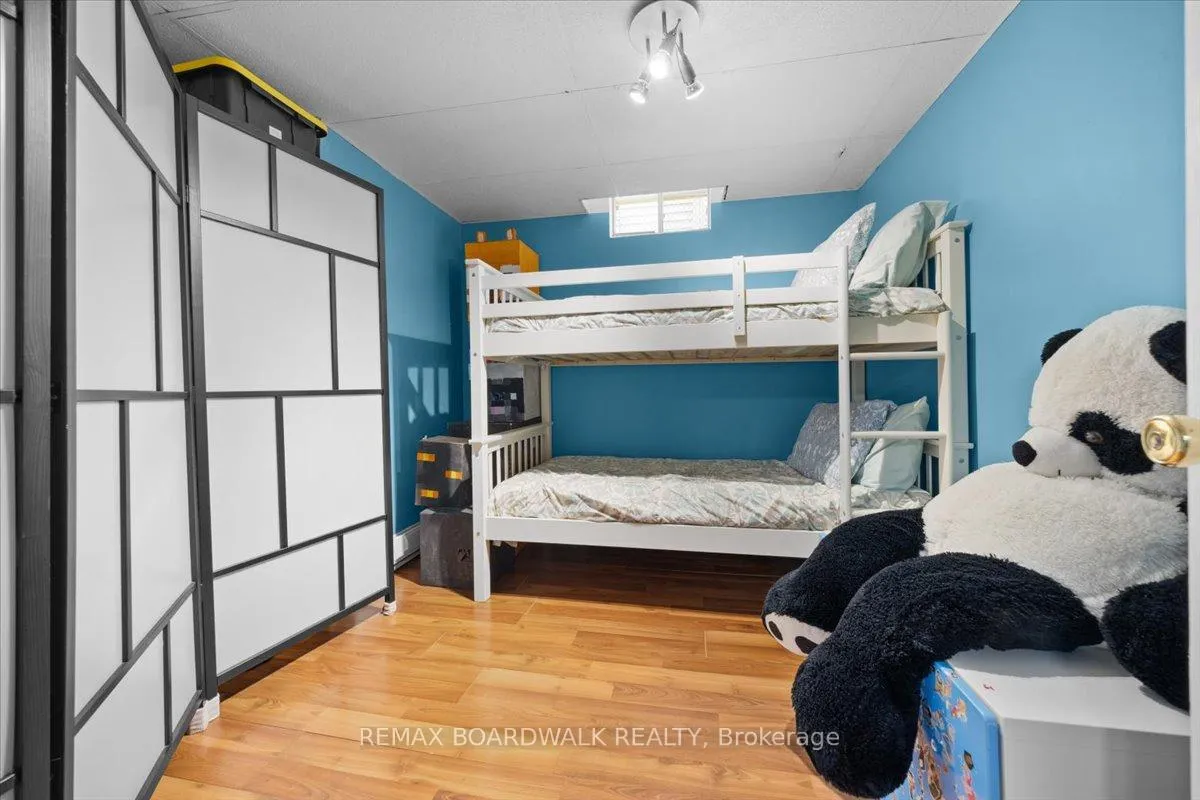 Photo 40 of 610 Falwyn Crescent, Ottawa, Fallingbrook/Ridgemount — HOMEH