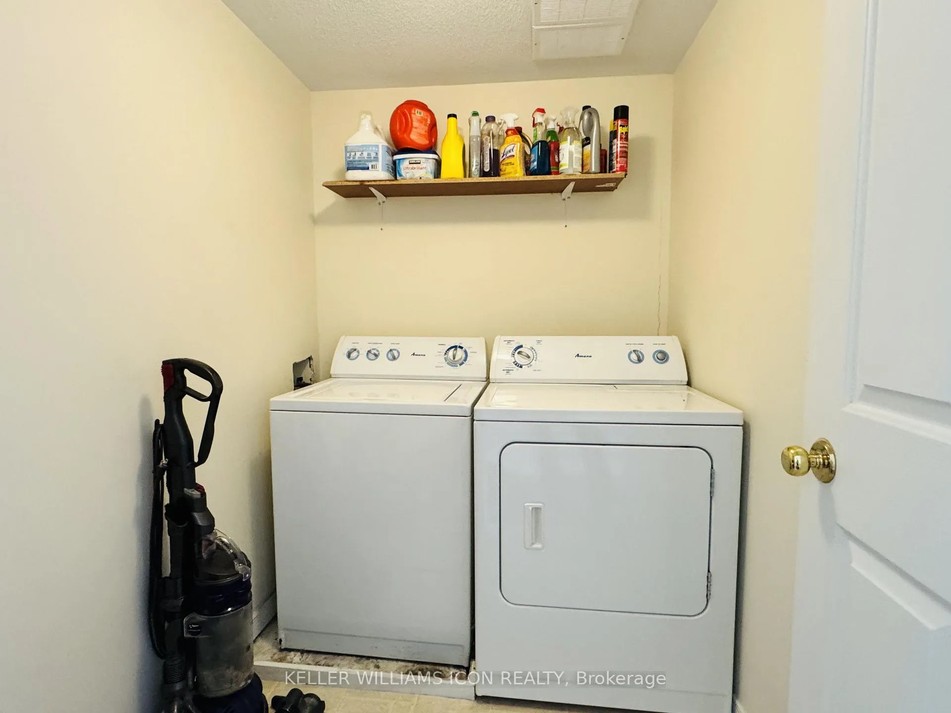 Photo 11 of 213 Stroget Private, Ottawa, Merivale Industrial Park/Citiplace — HOMEH