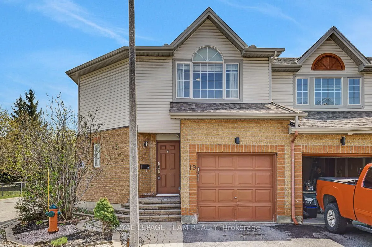 Photo 1 of 19 Santa Cruz Private, Ottawa, Riverview Park — HOMEH