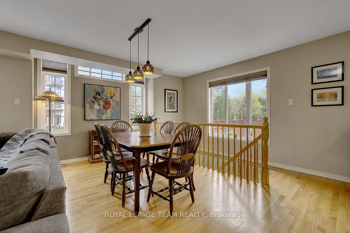 Photo 8 of 19 Santa Cruz Private, Ottawa, Riverview Park — HOMEH