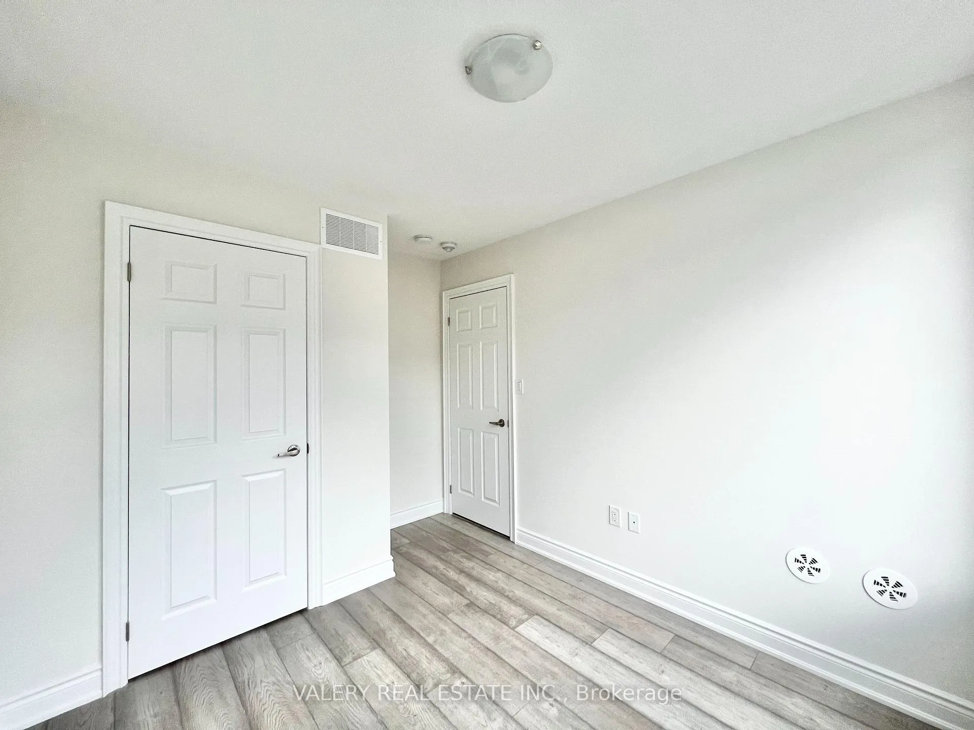 Photo 14 of 2667 Megdalen Path, Oshawa, Windfields — HOMEH