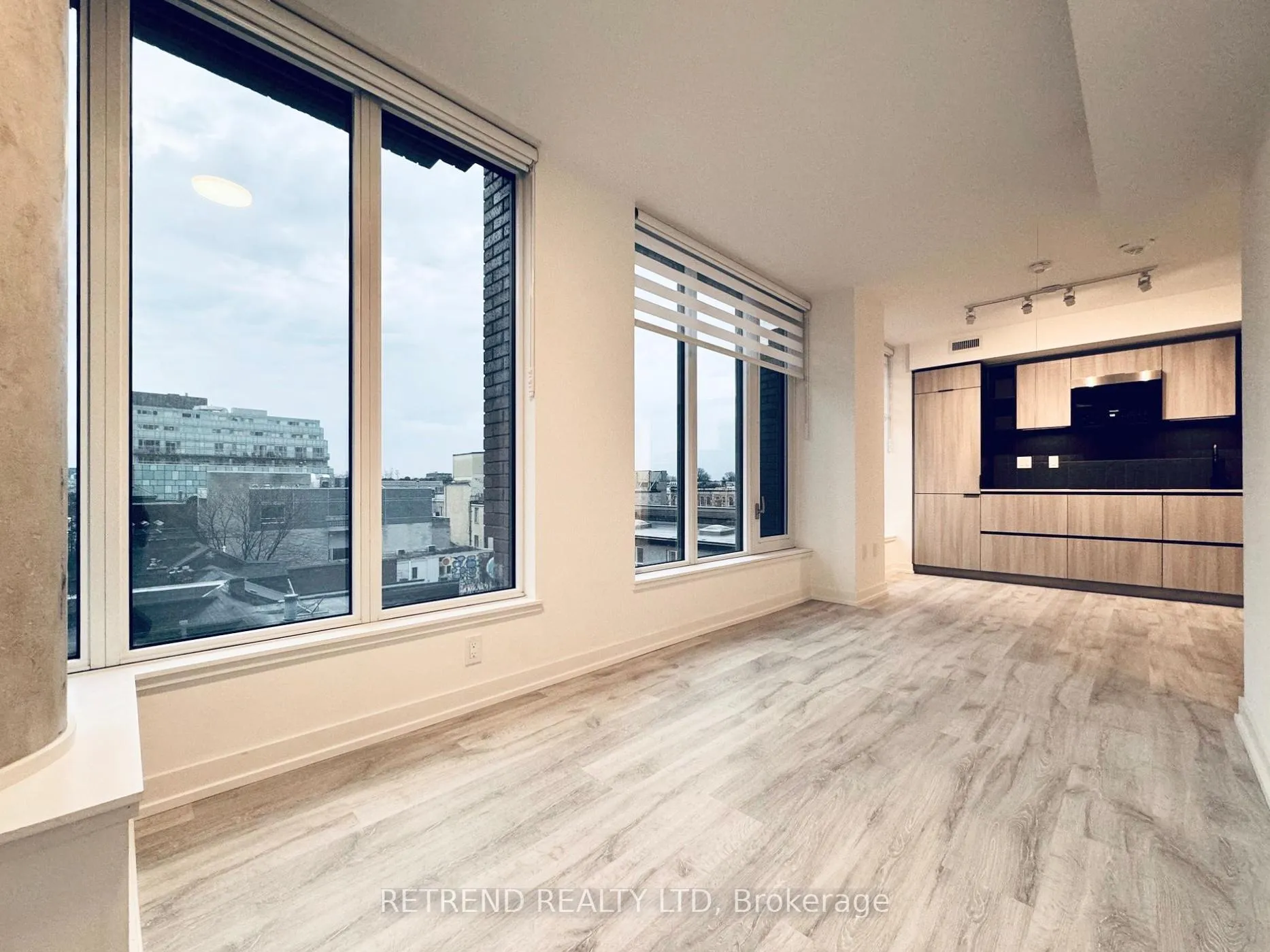 Photo 1 of Unit 508, 2 Augusta Avenue, Toronto, Waterfront Communities — HOMEH