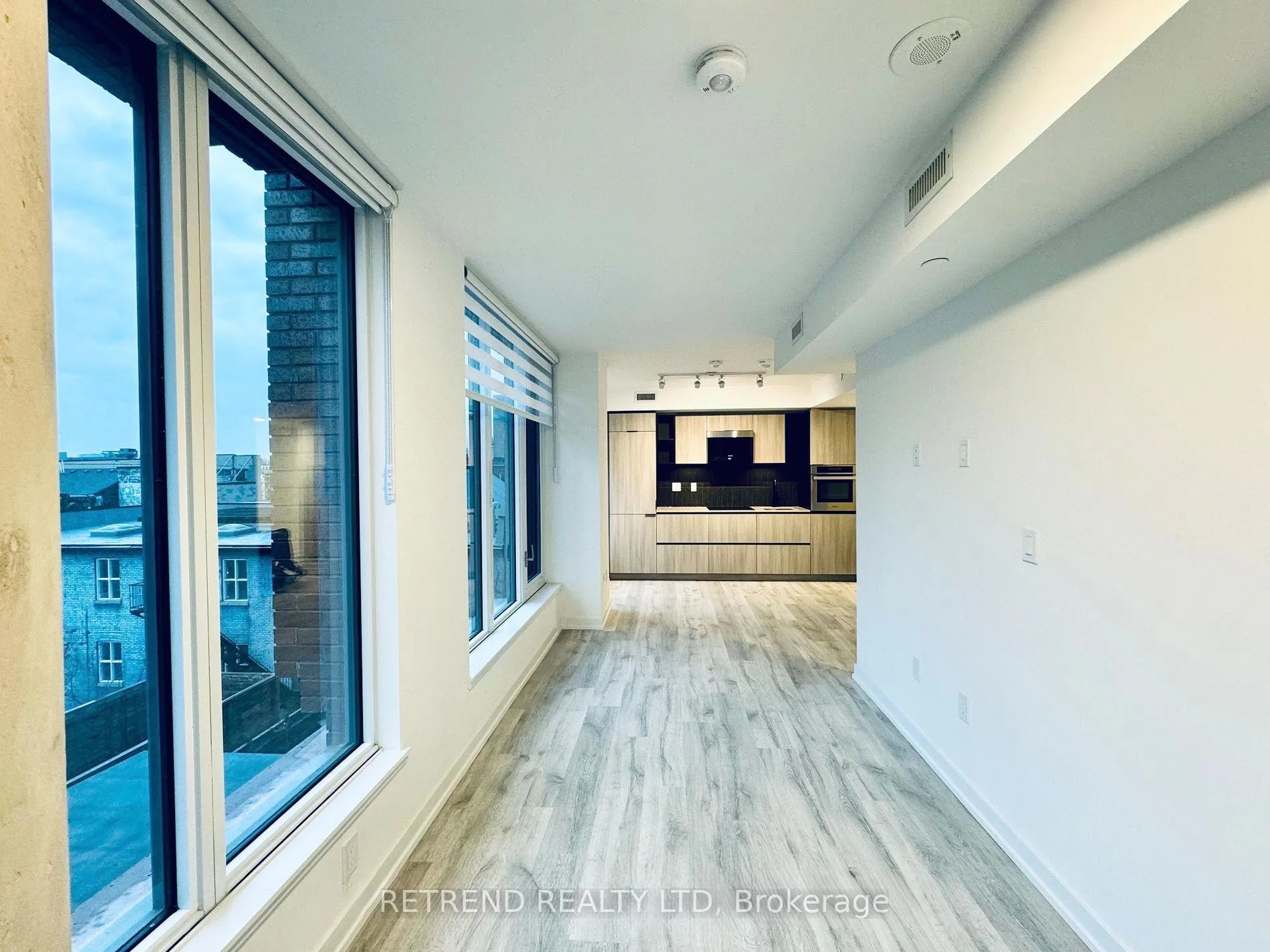 Photo 6 of Unit 508, 2 Augusta Avenue, Toronto, Waterfront Communities — HOMEH
