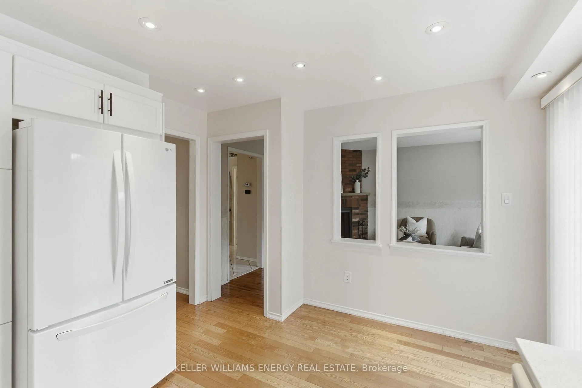 Photo 12 of 733 Aspen Road, Pickering, Amberlea — HOMEH