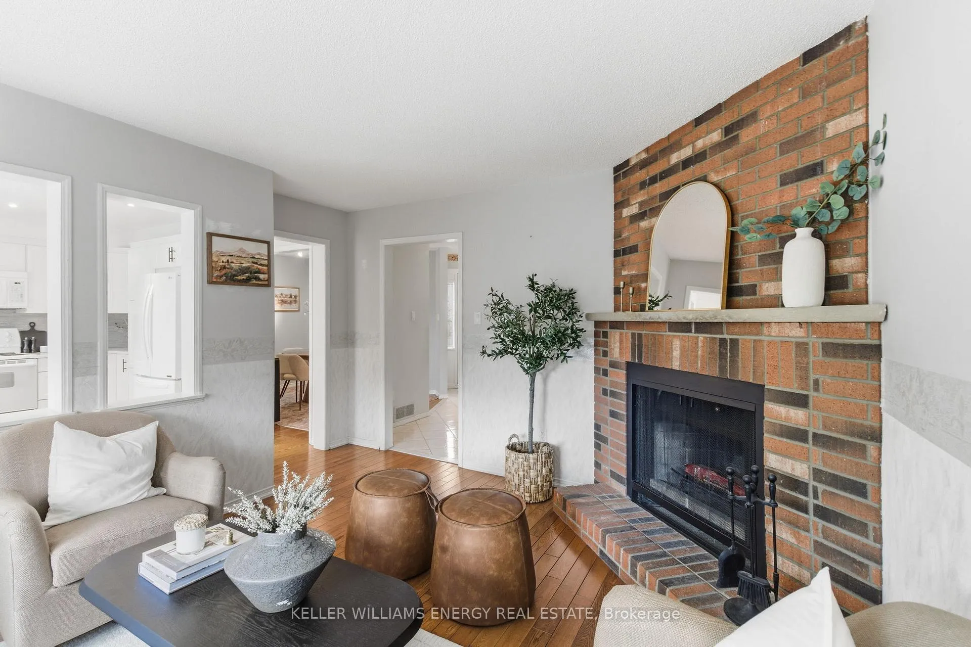 Photo 14 of 733 Aspen Road, Pickering, Amberlea — HOMEH