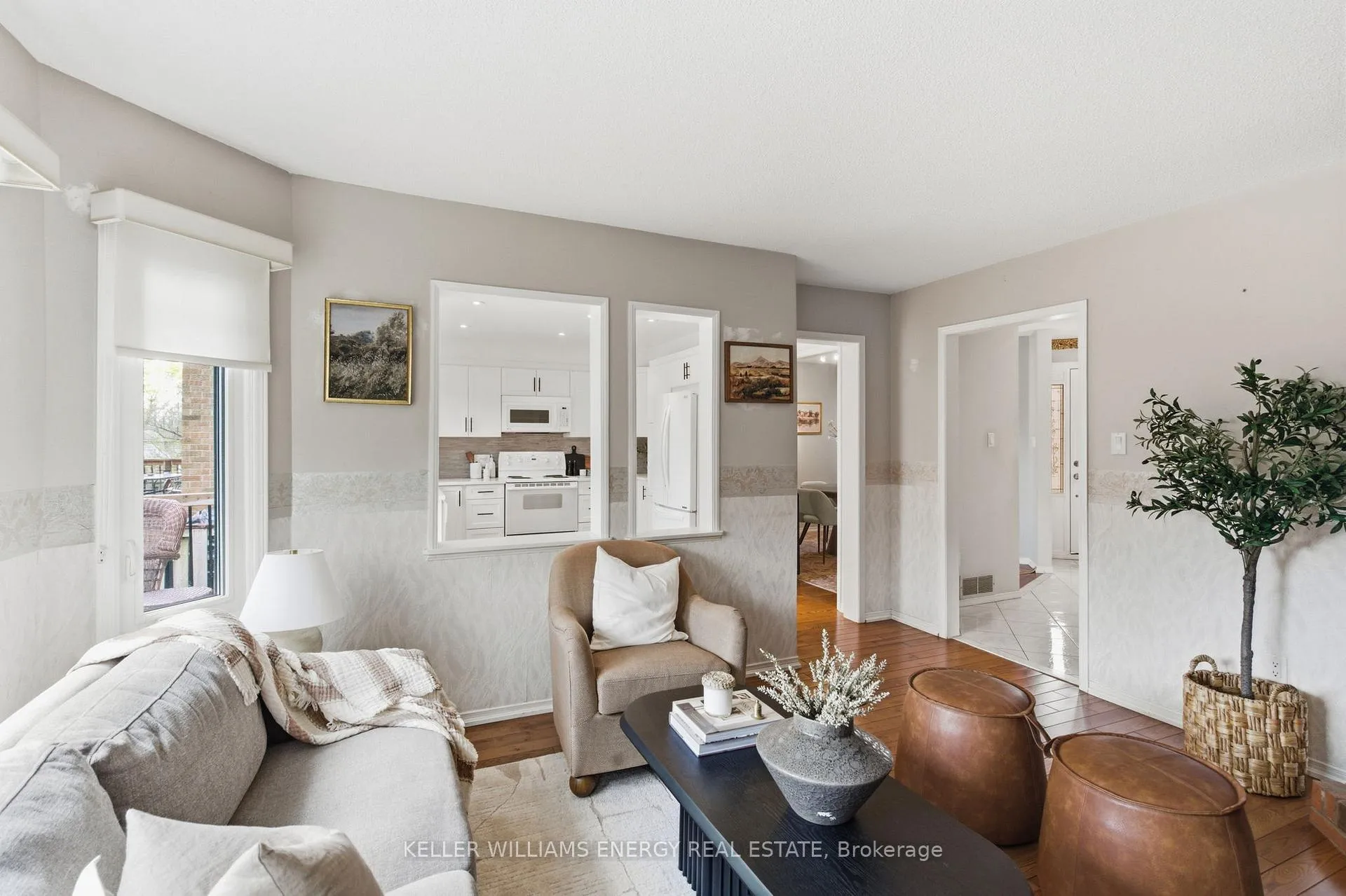 Photo 16 of 733 Aspen Road, Pickering, Amberlea — HOMEH