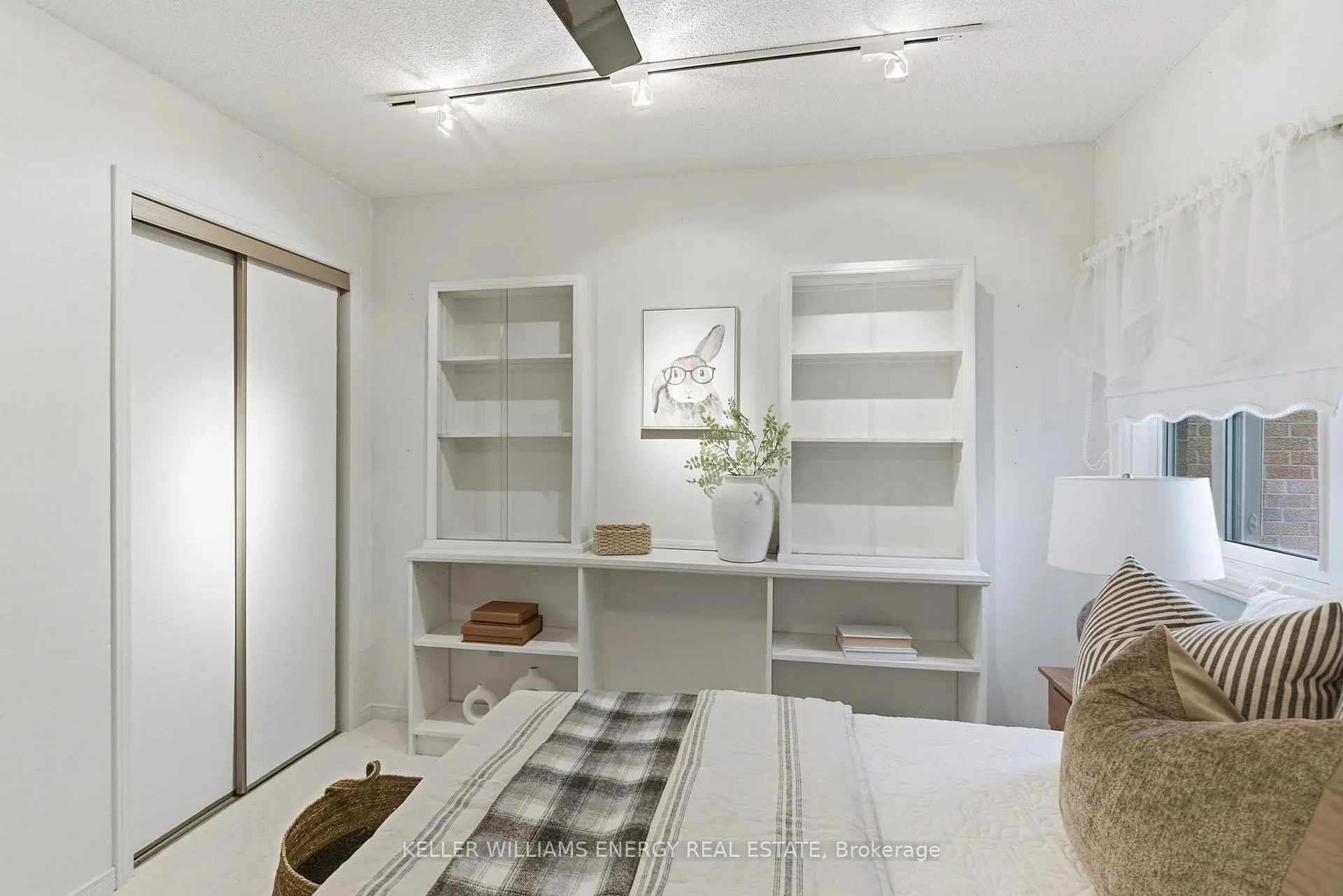 Photo 23 of 733 Aspen Road, Pickering, Amberlea — HOMEH