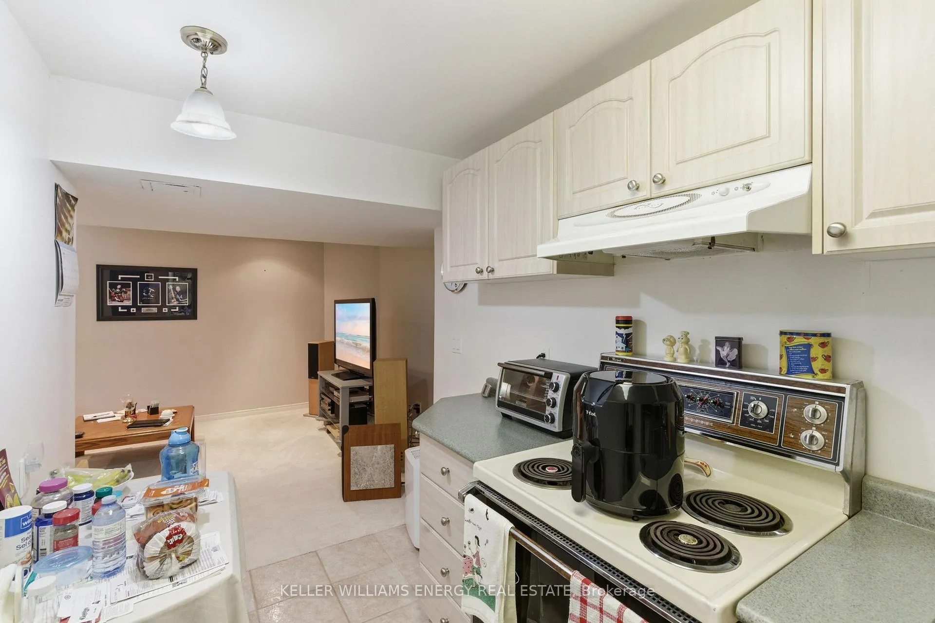 Photo 30 of 733 Aspen Road, Pickering, Amberlea — HOMEH